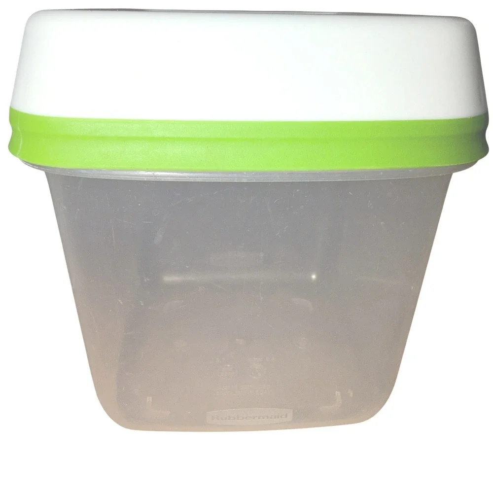 Rubbermaid FreshWorks Produce Saver‎ 6.3 Cup 1.5L Vented Food Storage Container